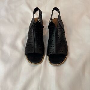 Elegant Black Women's Sandals